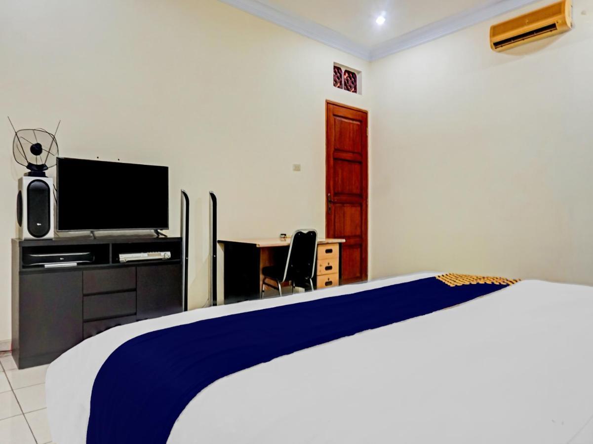 Spot On 90295 Simprug Residence جاكرتا المظهر الخارجي الصورة