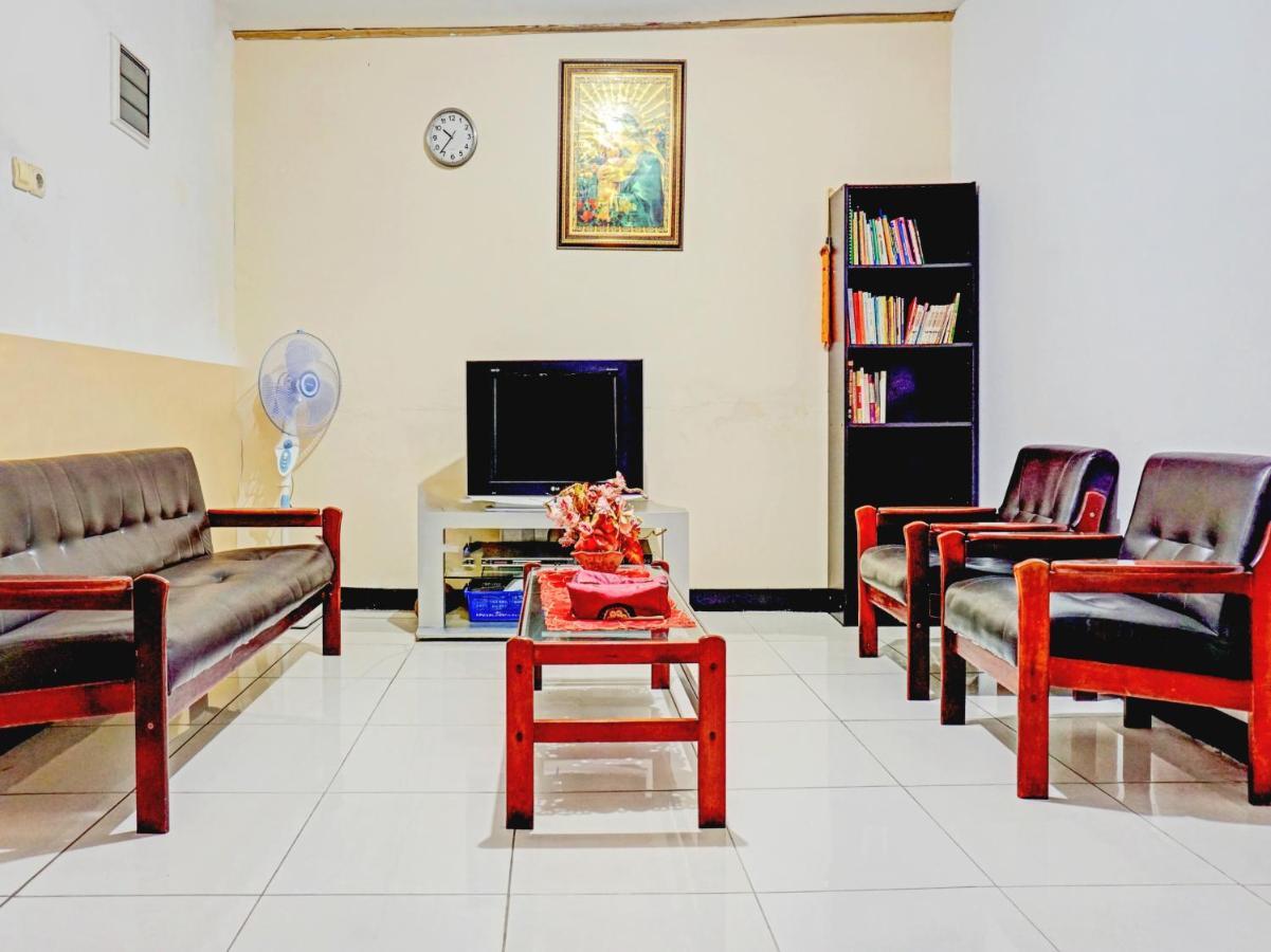 Spot On 90295 Simprug Residence جاكرتا المظهر الخارجي الصورة